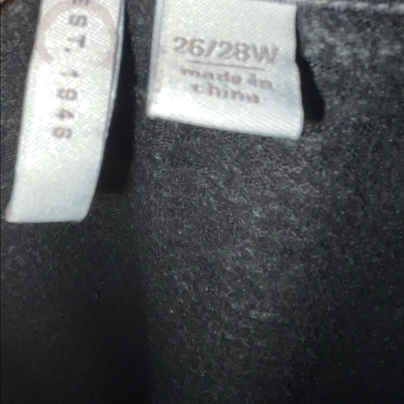 Est 1946 super soft gray long line blouse, size 26/28 - Picture 8 of 14